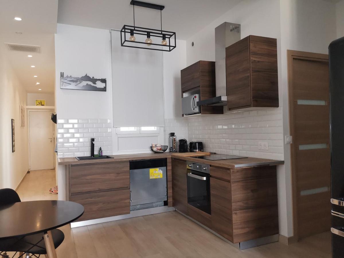 60M² Avec Vue Sur Le Vieux Port... Apartamento Marselha Exterior foto